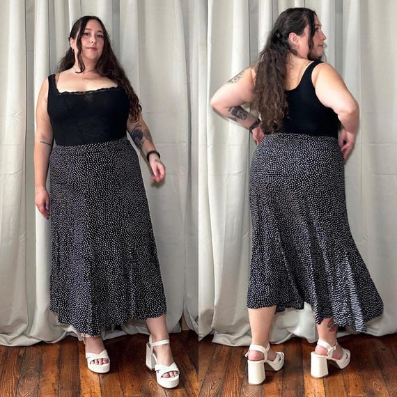 2000s CJ Banks Black and Cream Square Polka Dot Maxi Skirt. Tag Size 20W. 100 Rayon. Good Condition Etsy Canada