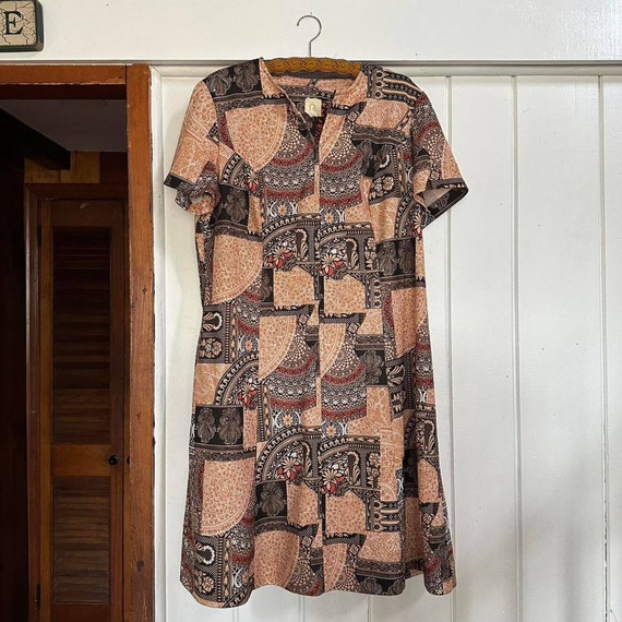1970s Paisley Patchwork Midi Dress: Vintage Polye… - image 4