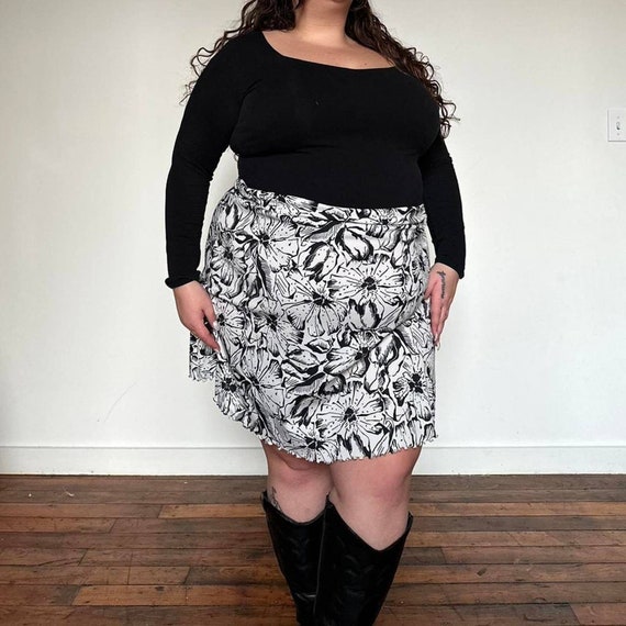 Plus size midi skirt 1970 discount