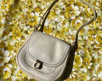 1970s White Leather Shoulder Bag: Vintage O-Ring Hardware
