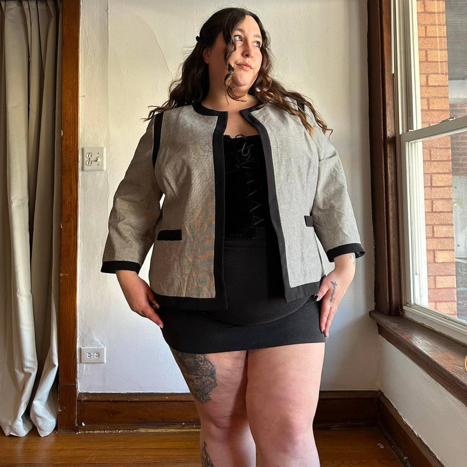 Jones Studio Black White Blazer. Tag Size 22W. Excellent