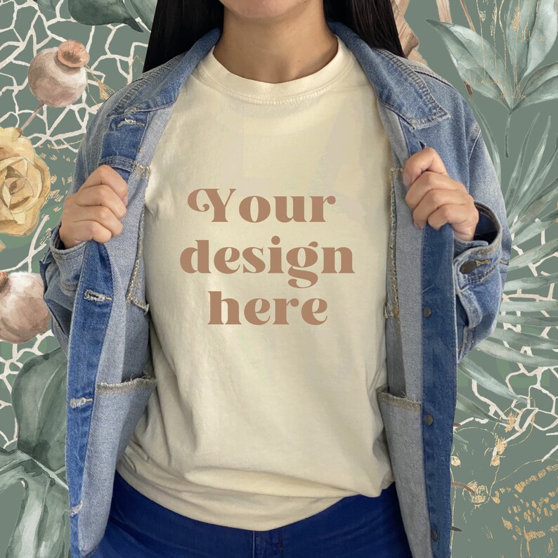 Download Comfort Colors C1717 Ivory T-Shirt Mockup Model Mock up | Etsy