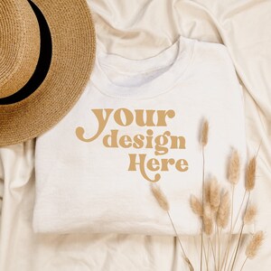 Download White Gildan Crew Neck Mockup Gildan G180 White Long ...