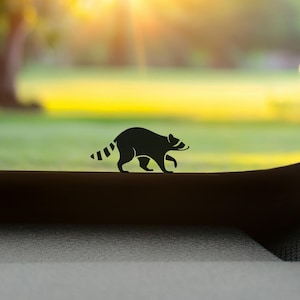 Mini Waschbär Vinyl Aufkleber - Kleiner Osterei Auto Aufkleber