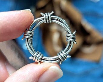Barbed Wire Bandana Slider - Western Scarf Ring for Cowgirl Wild Rags