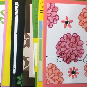 10 cartões de aniversário feitos à mão com envelopes