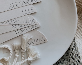 The Elle Half-Moon Place Card | Modern Wedding Place Card