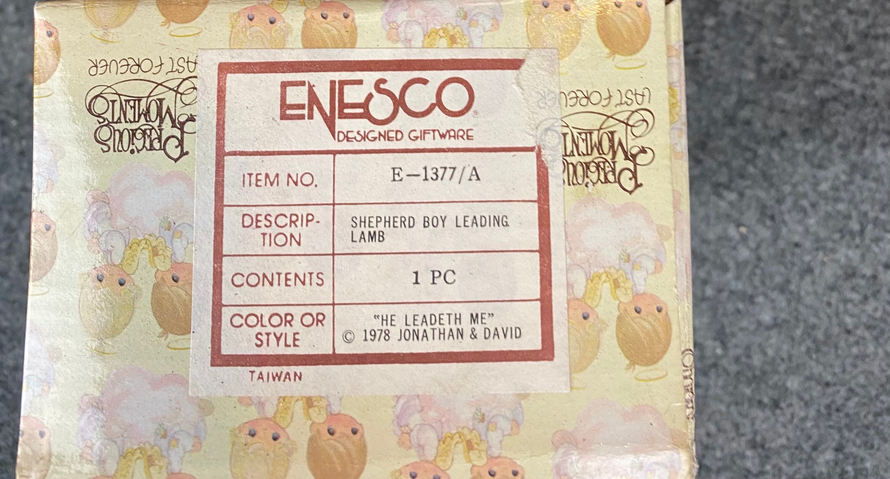 Kostbare Momente Figur in Fabrik Verpackung Shepard | Etsy