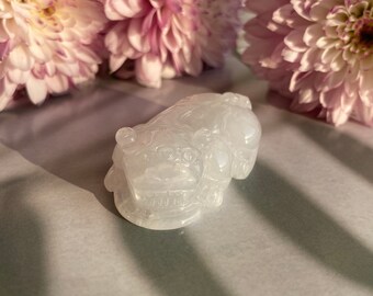 Natural Burmese Jadeite Pixiu Pendant, Genuine Grade A Jadeite Jade Pixiu Pendant, Jade Pixiu Carving, Carved Jadeite Jade, Gemstone Jewelry