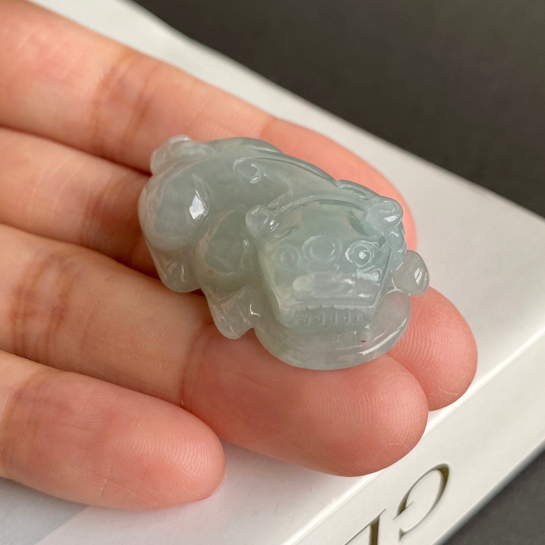 天然ビルマ翡翠貔貅ペンダント、本物のグレード A 翡翠貔貅ペンダント