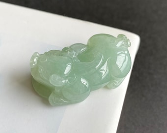 天然石 翡翠 彫刻ビルマ產 翡翠貔貅 ペンダント　装飾品 中国美術 天然ビルマ翡翠貔貅ペンダント、本物のグレード A 貔貅翡翠ペンダント