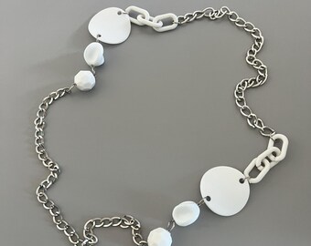 White Geometric Acrylic Necklace: Modern Chunky Chain