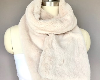 Cream Faux Fur Scarf: Soft Cozy Winter Wrap