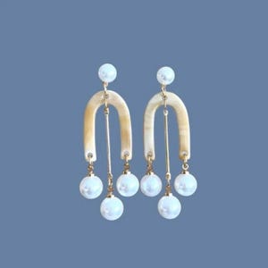 Arch Pearl Drop Earrings, Wedding Earrings, Modern Statement Earrings, White Bead Dangle Earrings, Geometric Earrings, Gift for Her