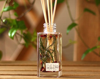 ROSEWOOD MOSS Reed Diffuser Natural Home Fragrance Aroma Diffuser Long Lasting Room Perfume Gift for Her Work from Home Modern Cabin Decor