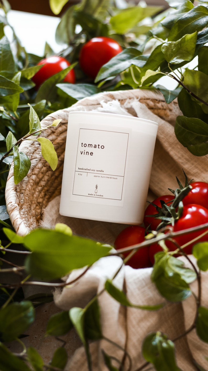 DenPerfectUK Tomato Vine Candle - Thumbnail 2