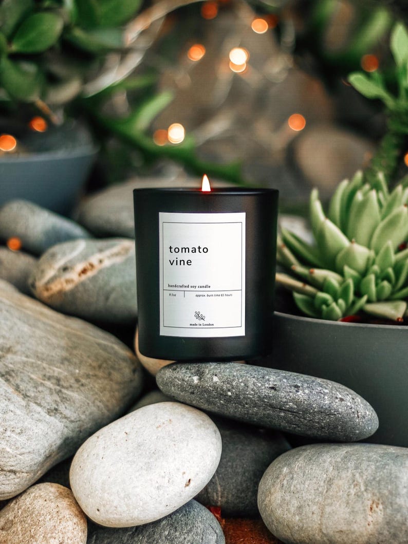 DenPerfectUK Tomato Vine Candle