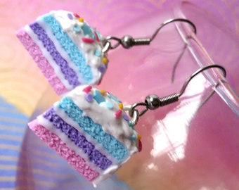 Cake earrings - Polymer clay cake - Rainbow cake earrings - Rainbow earrings - Miniature food - Miniature cake earrings - Food earrings