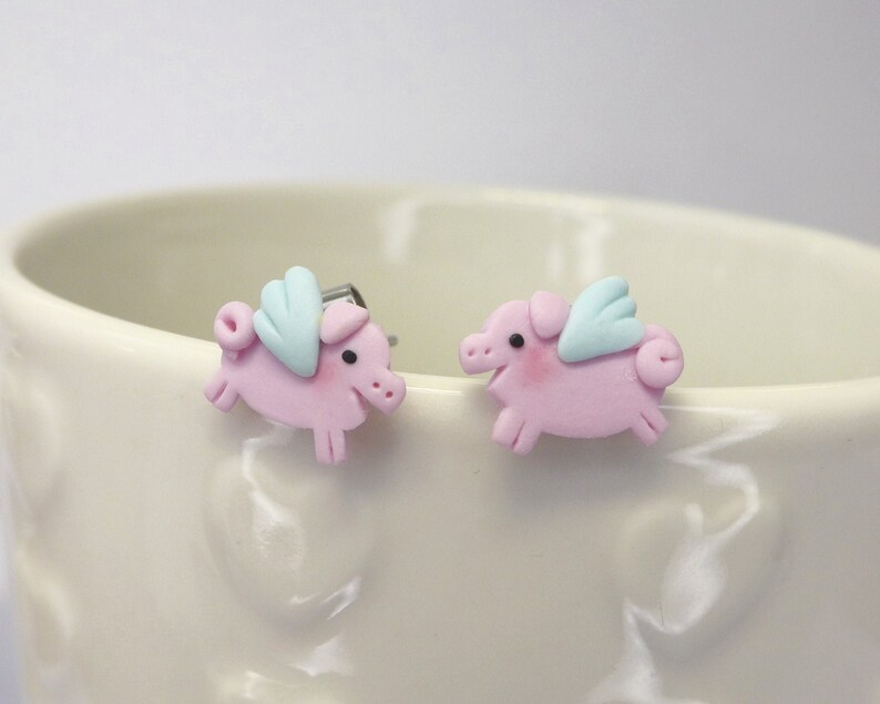 Pig with wings Angel pig earrings Polymer clay jewelry Kawaii earrings Funny stud earrings Flying pig earrings Childrens earrings