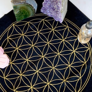 Altar Cloth | Tarot Cloth | Alter Cloth | Tarot Mat | Witchcraft | Tarot Reading Cloth | Pagan | Tarot Spread Cloth | Small Altar Cloth