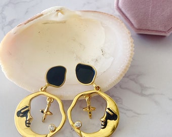Goth Celestial Earrings: Zinc Alloy Crescent Moon & Starburst Dangle