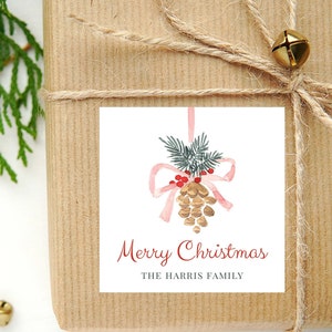 Gepersonaliseerde aquarel kerst visitekaartje of sticker | Bijsluiter met dennenappelgroen | Vierkant cadeaulabel en stickers voor het gezin