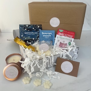 Vegan Self-Care Hamper | Luxury Hamper | Gift for Cat Person | Pamper Box | Cat Lover | Candle Set | Vegan Treats | For Her | Birthday Box