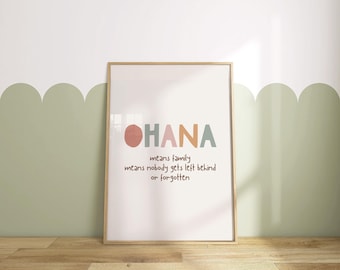 Lámina con cita familiar Ohana, decoración neutra para habitación infantil