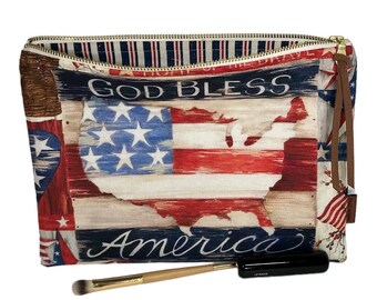 FLAT ZIPPER POUCH ~ Makeup Bag ~ Zipper Pouch ~ Accessory Bag ~ Pencil Case ~ Cosmetic Bag ~ Toiletries Bag ~ Crochet Needle Pouch/Americana