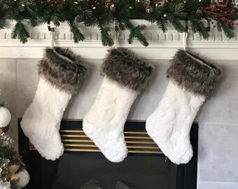 FARMHOUSE CHRISTMAS STOCKINGS ~ Makalu
