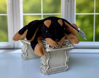 TY BEANIE BABIES, Ty 1996 Doby Dog Beanie Baby