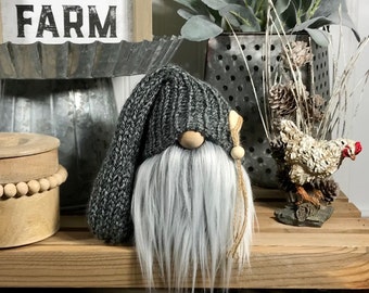 SILVER GRAY GNOME ~ Hubbell