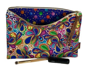 FLAT ZIPPER POUCH ~ Carnivale