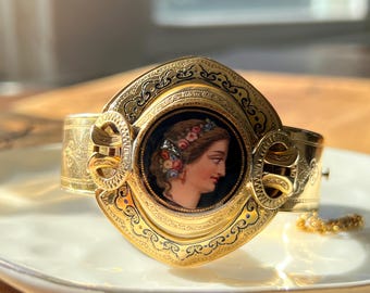 Victorian Portrait Enamel Diamond 14k Yellow Gold Bangle