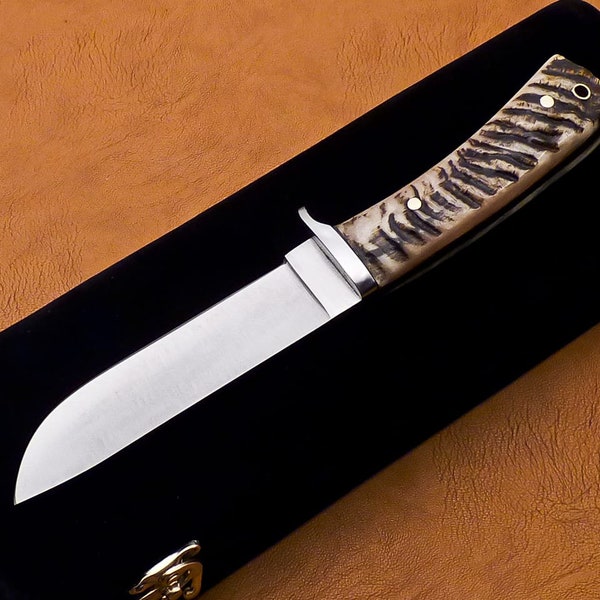 Custom Handmade D2 steel knife with sheep horn handle with leather sheath