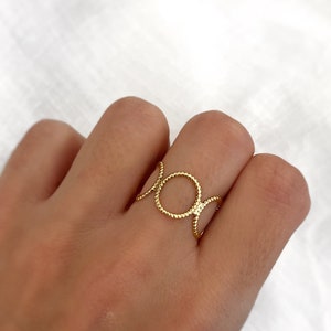 Bague en forme de cercle, bague dorée, bague en or mince délicate, bague ronde délicate, minimaliste, cadeaux personnalisés, cadeaux, cadeaux pour elle