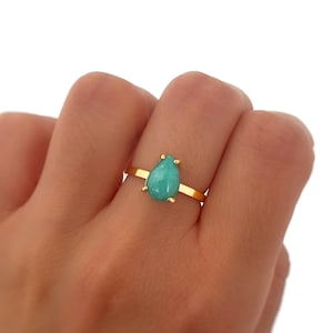 Turquoise Gold Ring, Tear Drop Shaped Gemstone, Boho Minimalist Dainty Ring, Natural Stone Jewelry, Ocean Vibe Summer Gift, Stacking
