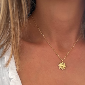 Collier pendentif en forme de soleil Collier en forme de cercle Collier Boho Minimaliste Cadeaux personnalisés Bijoux Cadeaux image 3
