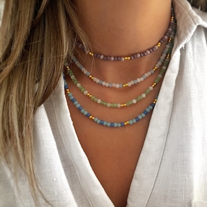 Collier boule multicolore collier perlé collier délicat Minimaliste Cadeaux personnalisés Bijoux faits à la main Cadeau pour elle-Cadeaux image 1