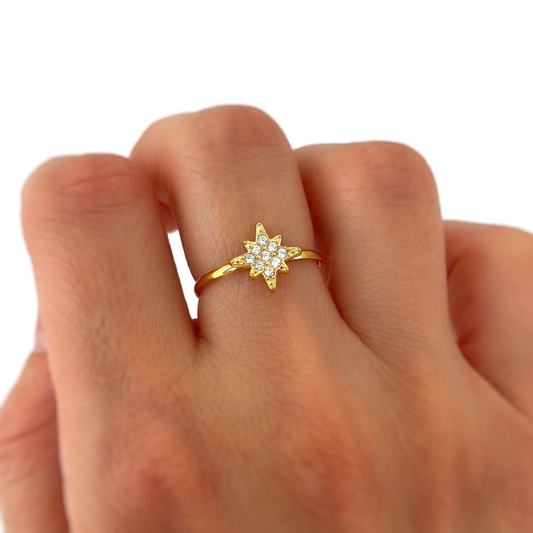 Gold North Star Ring, Dainty Celestial Jewelry, Sparkly Starburst Ring ...