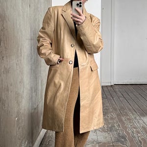 Vintage 90s genuine leather coat in beige