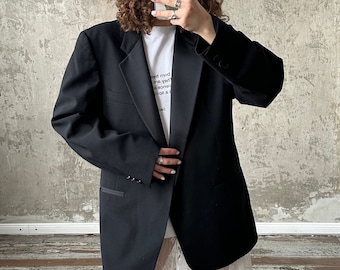 Vintage black evening blazer with satin collar