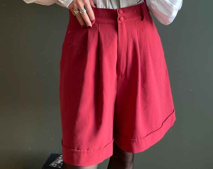 Vintage Women Bermuda Shorts in Red - Etsy