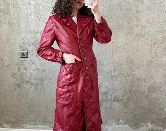 Vintage leather coat in red