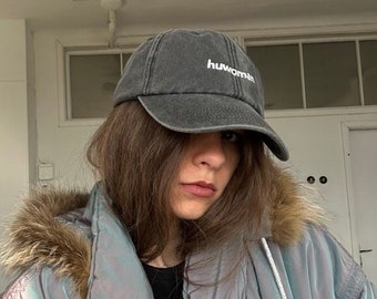 Vintage style low profile cap in grey HUWOMAN