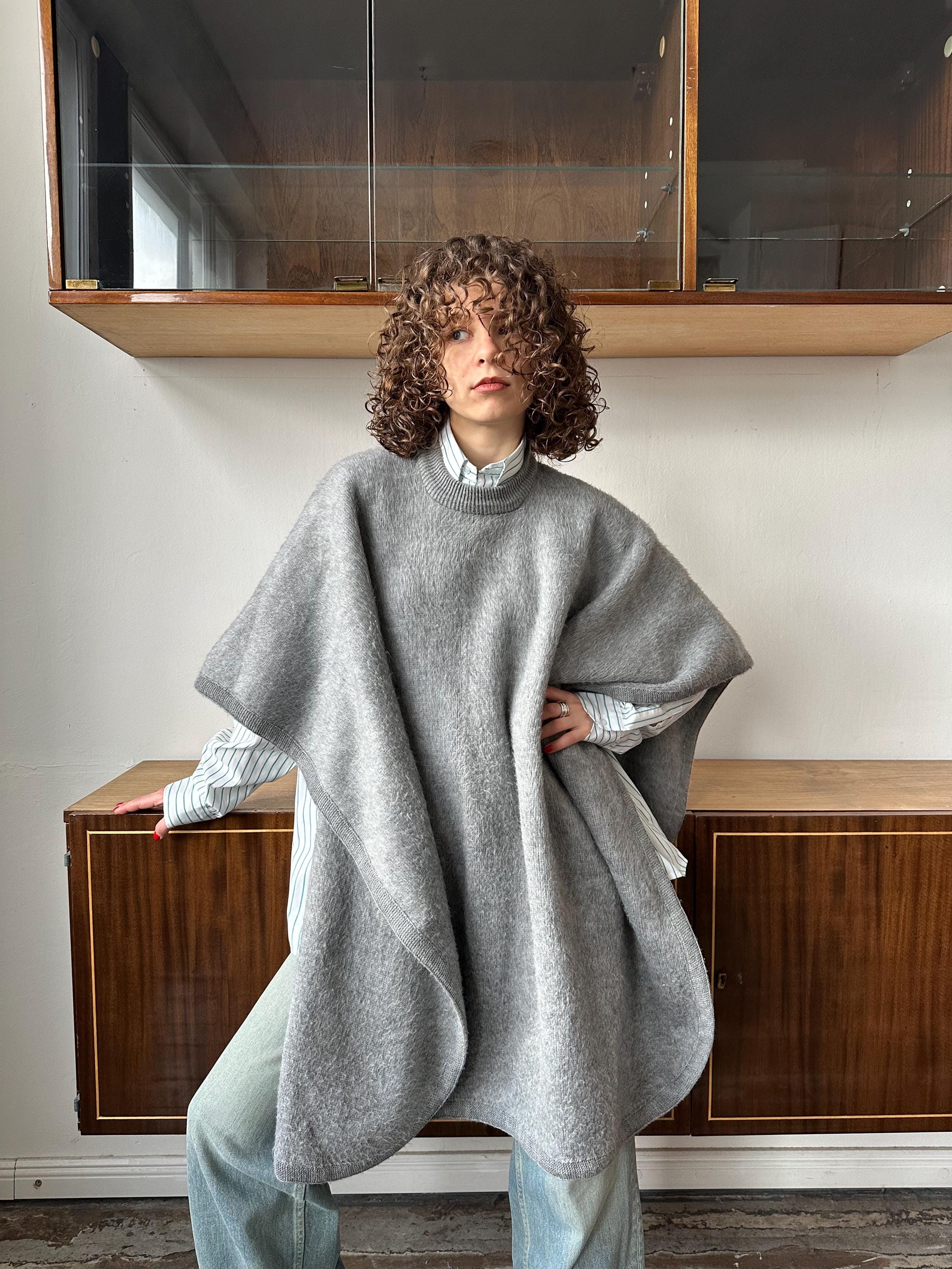 Vintage oversized wool poncho in grey