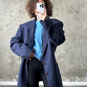 Vintage 90s oversized fit blazer in navy blue