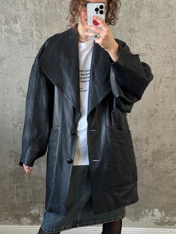 Vintage 90s leather overcoat in black with big co… - image 6