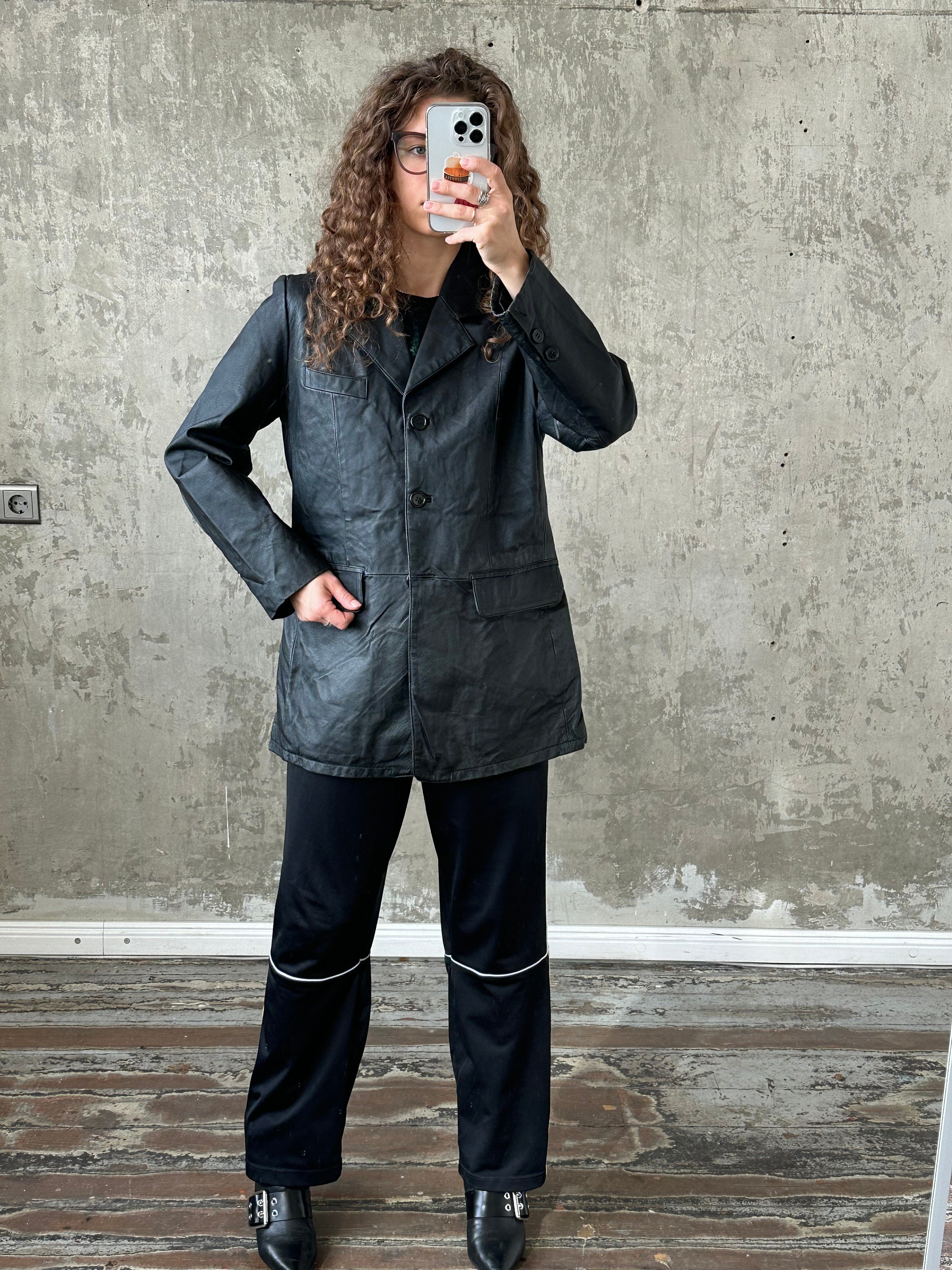 Vintage 90s Genuine Leather Blazer Black, Fitted, XS-M, Two Side Pockets, Perfect Vintage Condition, Retro Style, Classic Jacket - Etsy Vintage 90s Genuine Leather Blazer Black, Fitted, XS-M, Two Side Pockets, Perfect Vintage Condition, Retro Style, Classic Jacket - Etsy