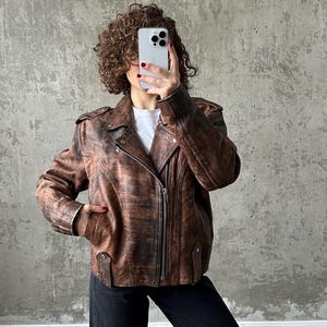 Vintage leren motorbommenwerper in bruin